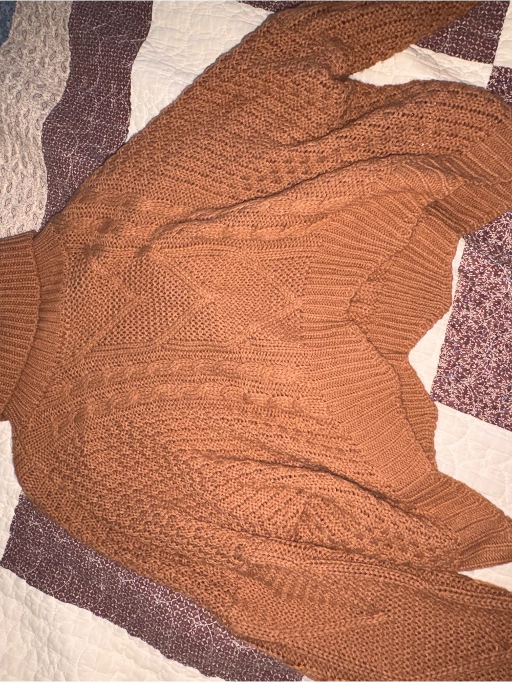Cozy Cable Knit Women's Sweater - Rust